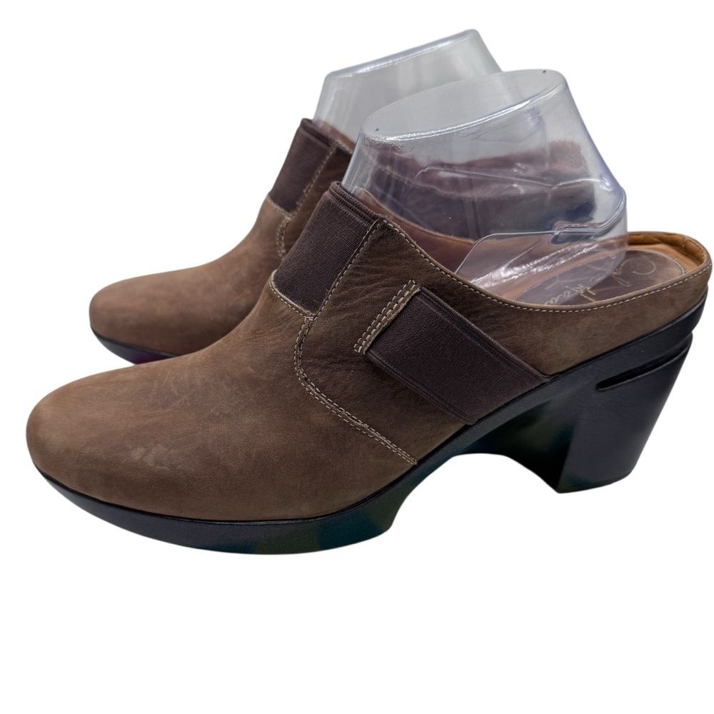 Women’s Brown Suede Slip-On Heeled Clogs - Picture 5 of 13